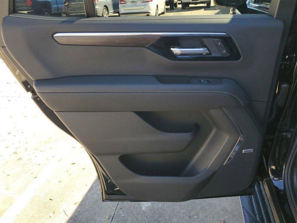 new 2025 Chevrolet Tahoe car, priced at $69,500