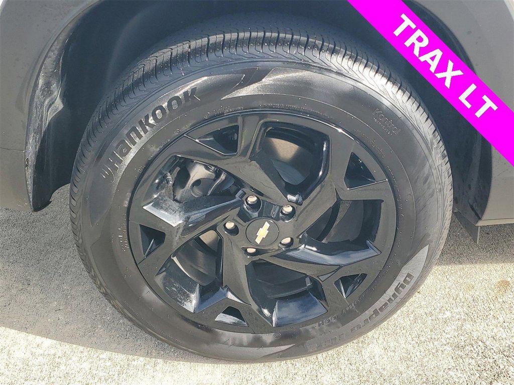 used 2025 Chevrolet Trax car, priced at $21,197