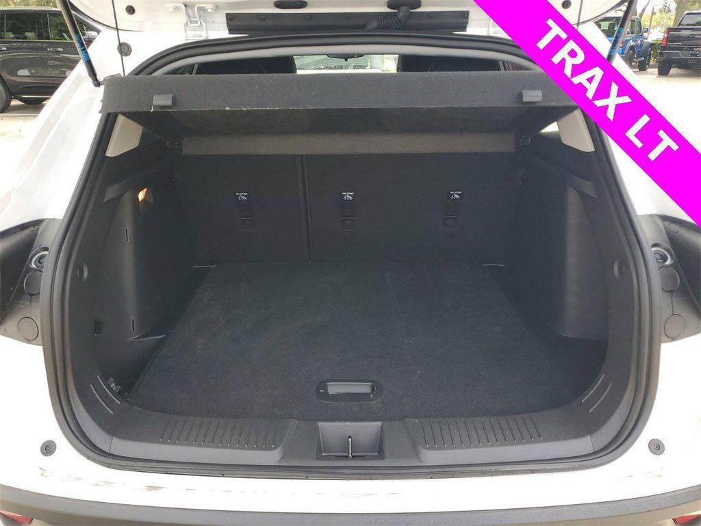 used 2025 Chevrolet Trax car, priced at $21,197