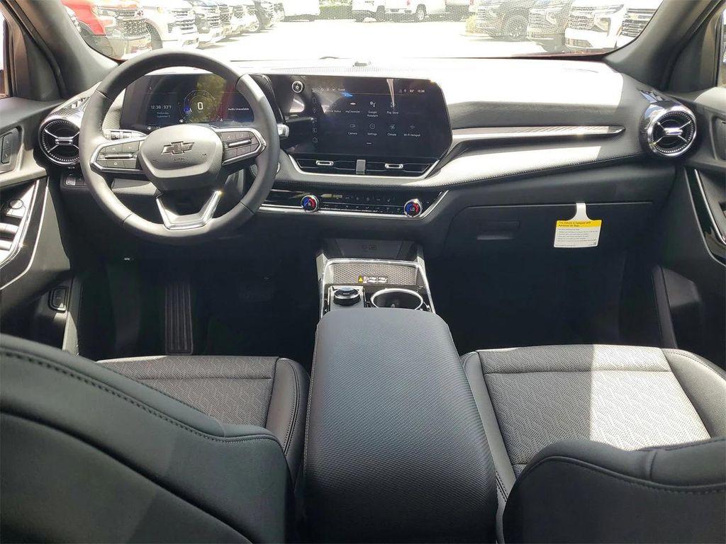 new 2026 Chevrolet Equinox car, priced at $29,085
