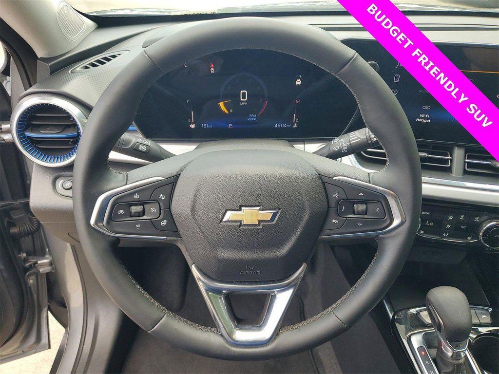 used 2024 Chevrolet Trax car, priced at $18,983