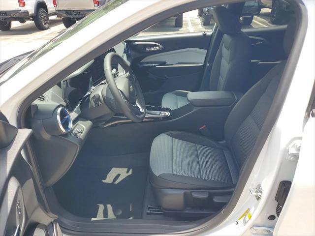 new 2025 Chevrolet Trax car, priced at $22,985