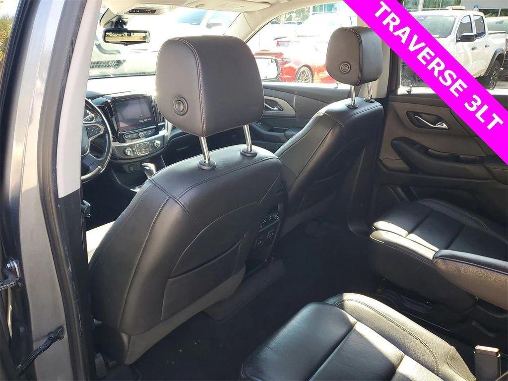 used 2020 Chevrolet Traverse car, priced at $19,597