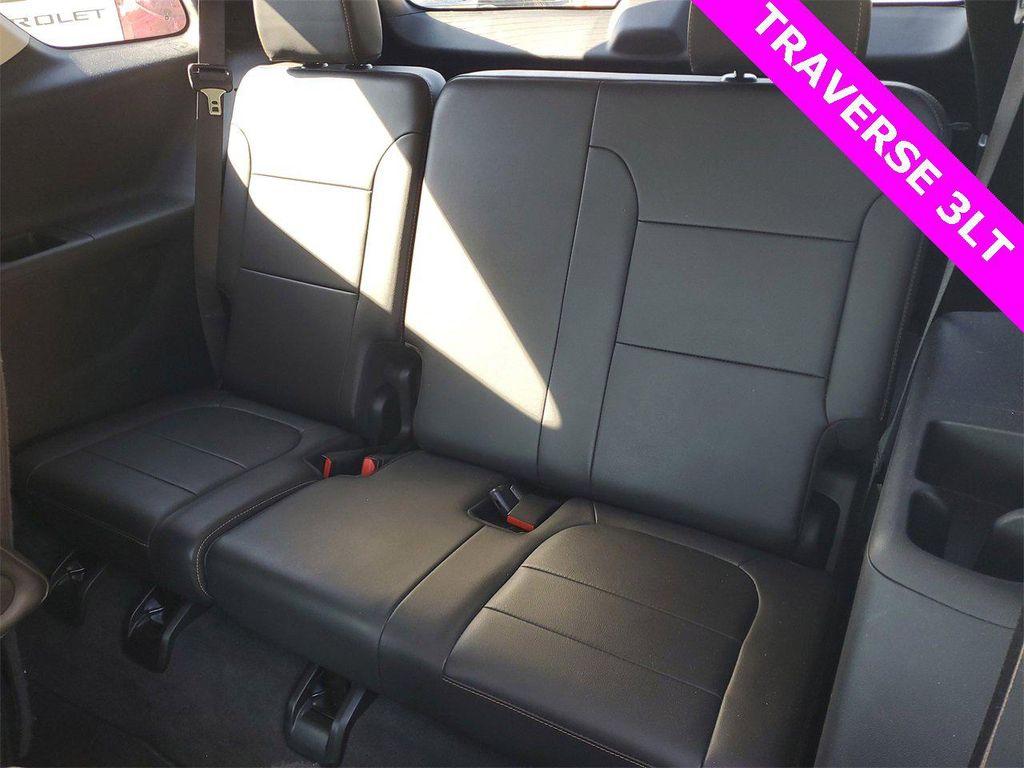 used 2020 Chevrolet Traverse car, priced at $19,597