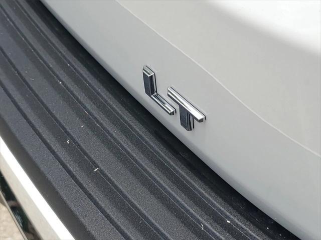new 2025 Chevrolet Suburban car, priced at $72,905