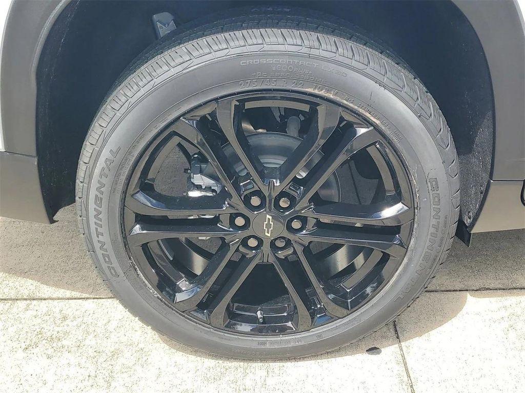 new 2026 Chevrolet Traverse car, priced at $47,535