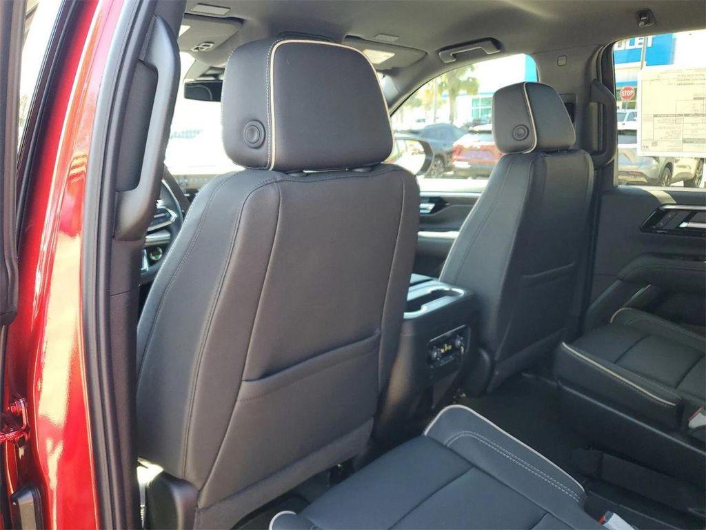 new 2025 Chevrolet Tahoe car, priced at $72,613