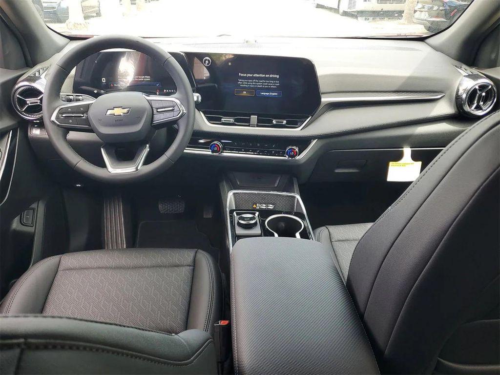 new 2026 Chevrolet Equinox car, priced at $29,635