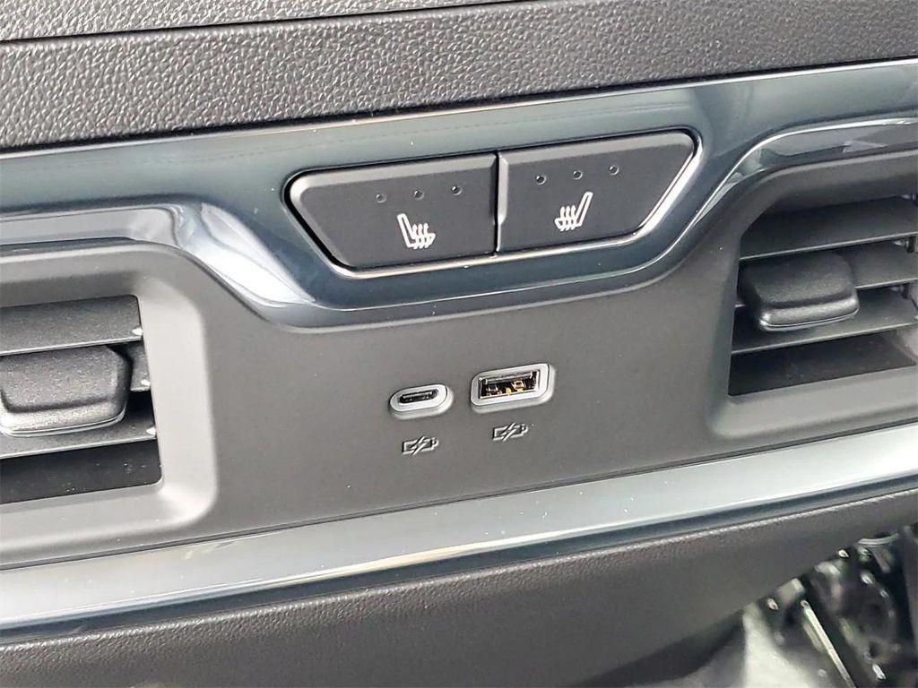 new 2025 Chevrolet Silverado 1500 car, priced at $59,390