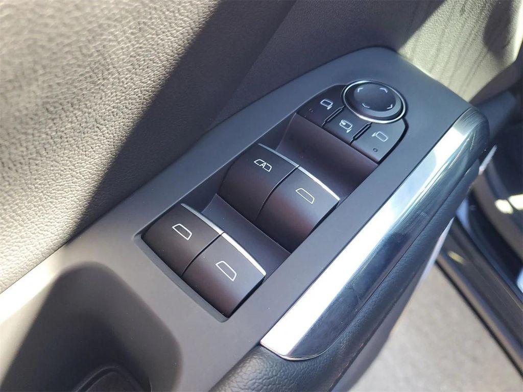 new 2026 Chevrolet Traverse car, priced at $57,595