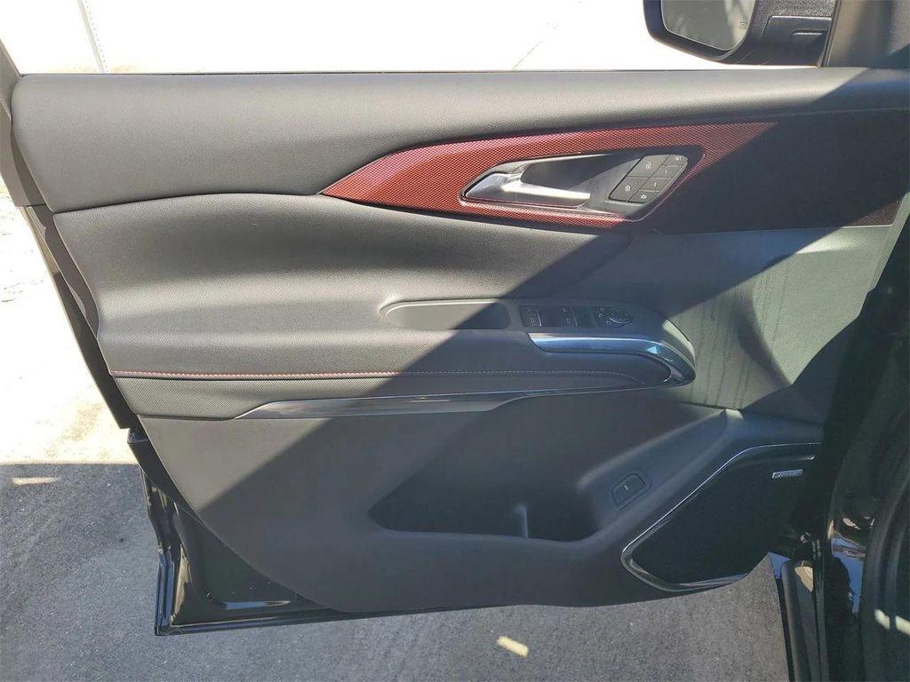 new 2026 Chevrolet Traverse car, priced at $57,595