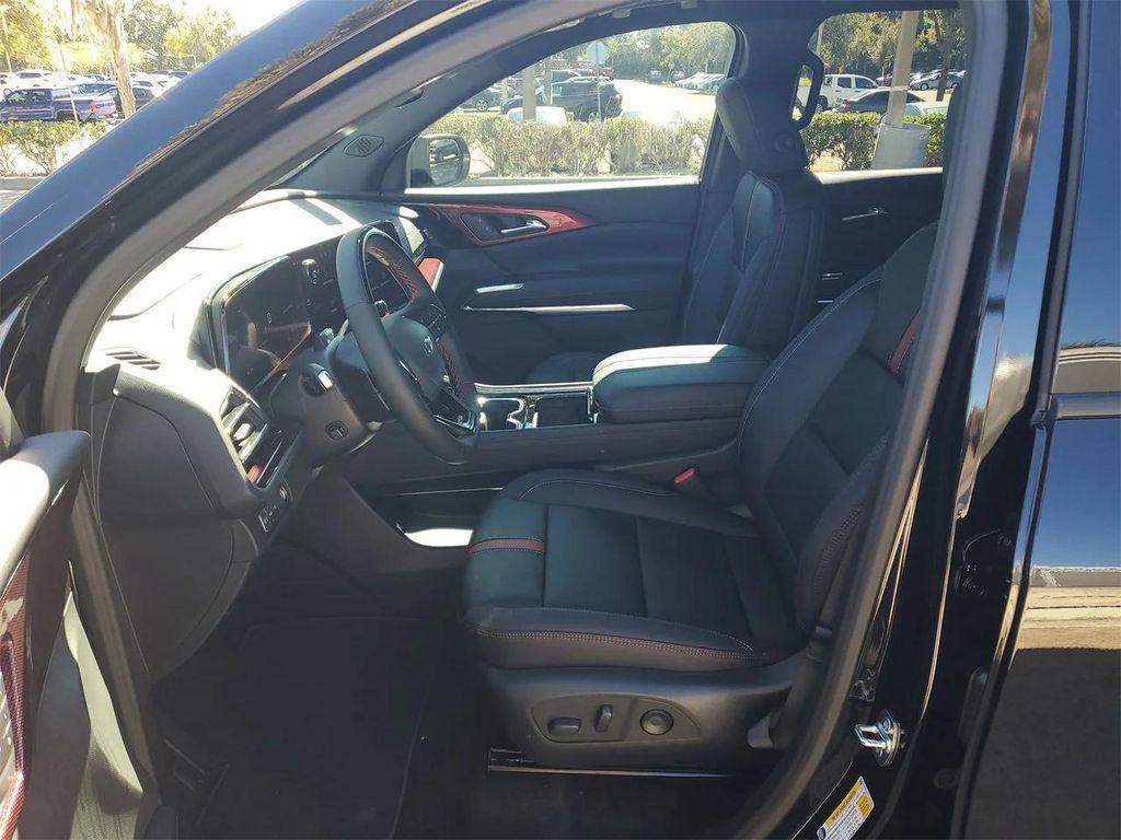 new 2026 Chevrolet Traverse car, priced at $57,595