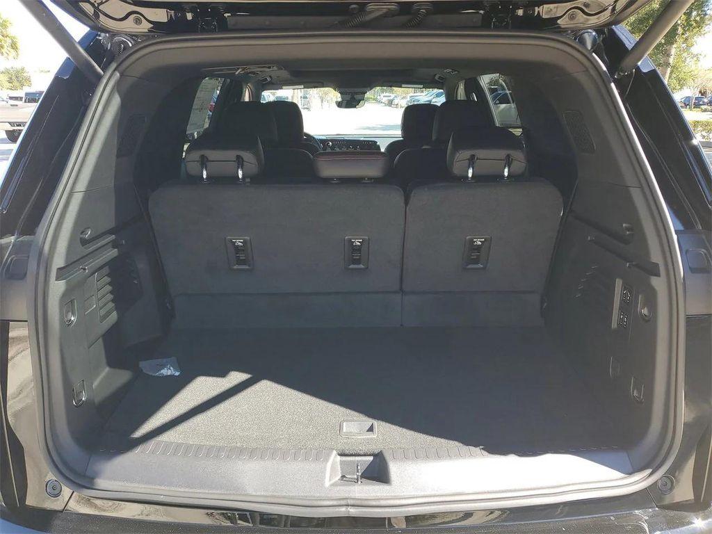 new 2026 Chevrolet Traverse car, priced at $57,595