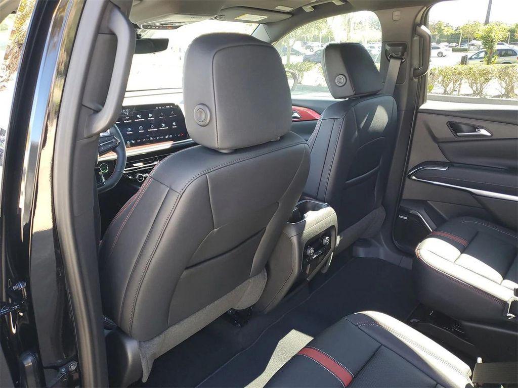 new 2026 Chevrolet Traverse car, priced at $57,595