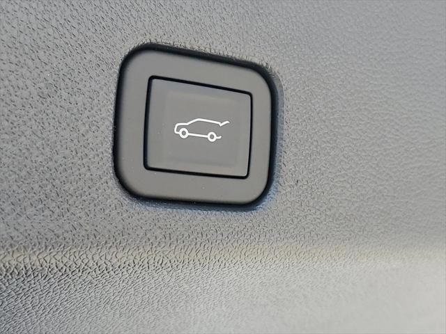 new 2025 Chevrolet Traverse car, priced at $50,690