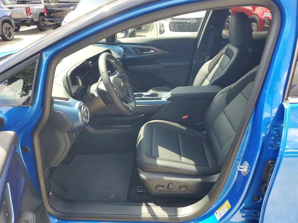 new 2025 Chevrolet Equinox EV car, priced at $43,085