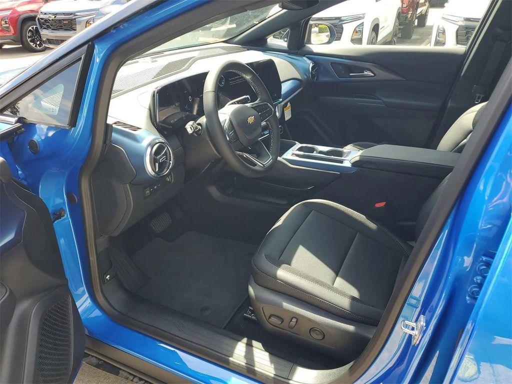 new 2025 Chevrolet Equinox EV car, priced at $43,085