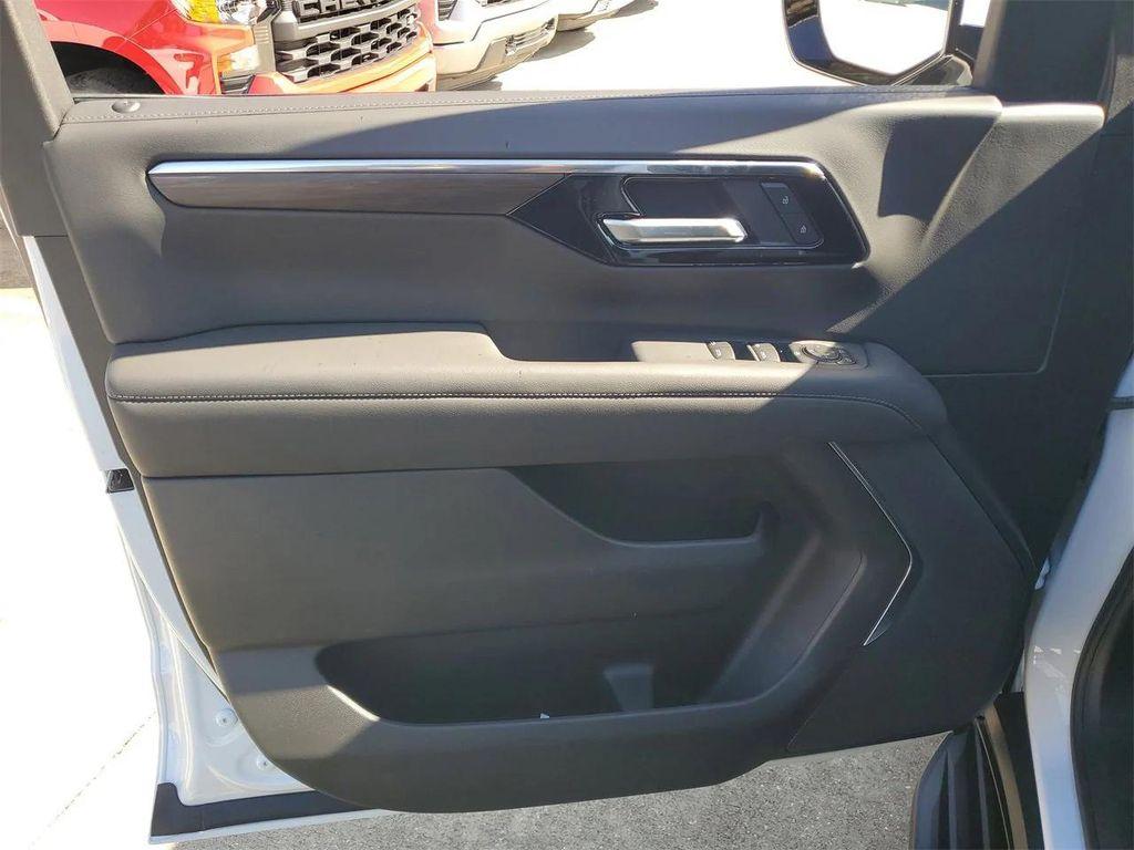 new 2026 Chevrolet Suburban car, priced at $65,995