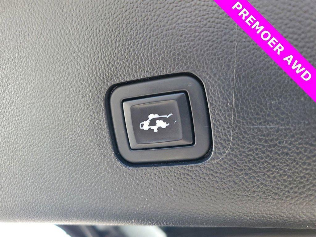 used 2020 Chevrolet Traverse car, priced at $18,977