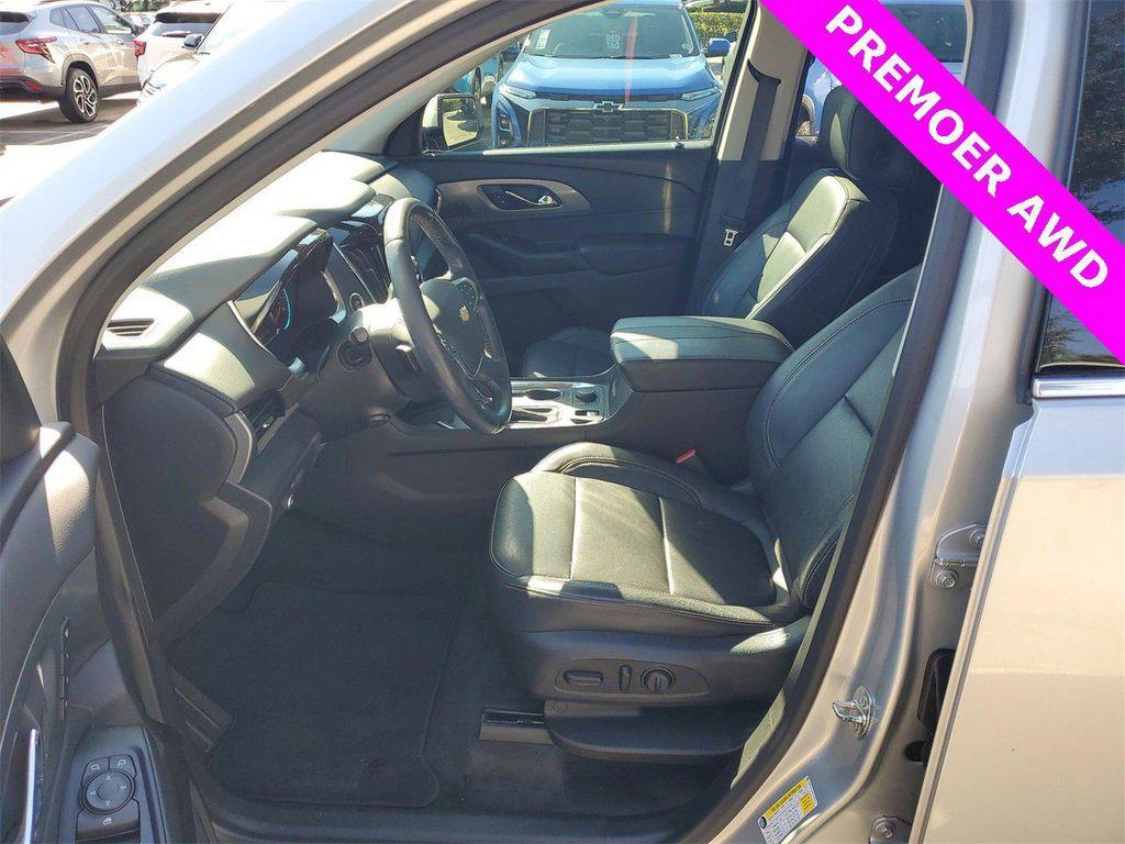 used 2020 Chevrolet Traverse car, priced at $18,977