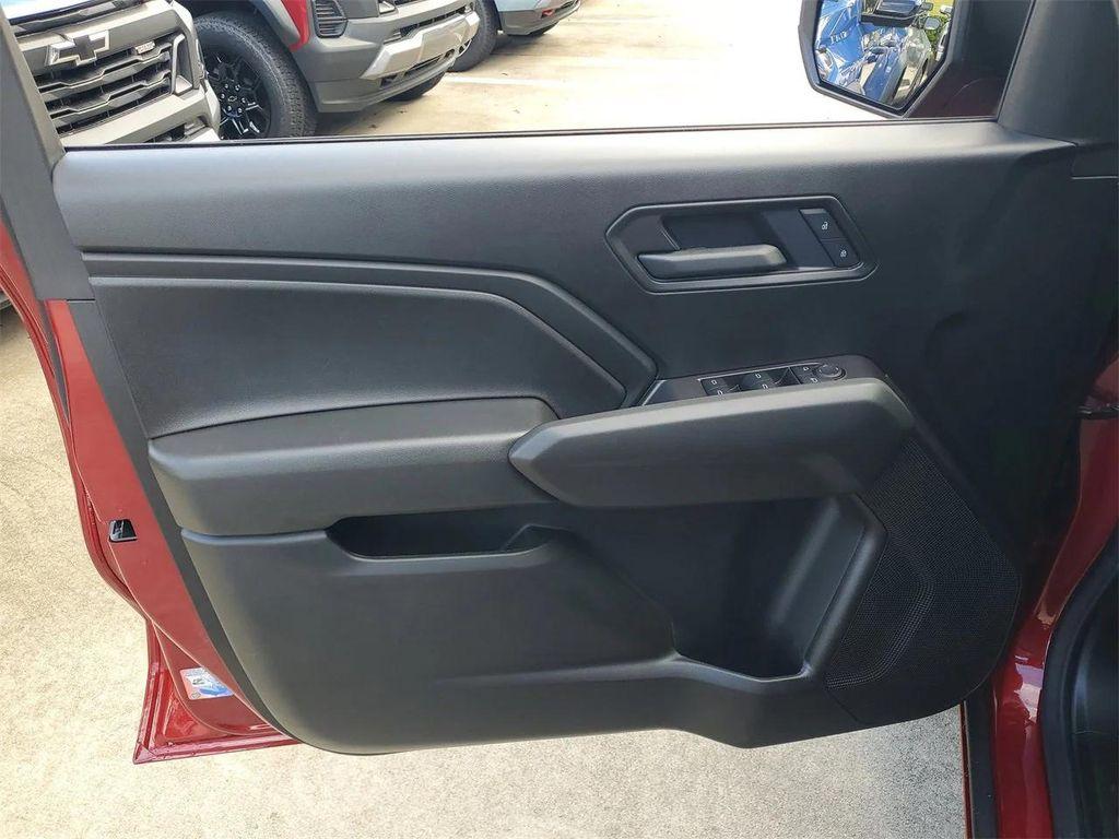 new 2026 Chevrolet Colorado car, priced at $30,490