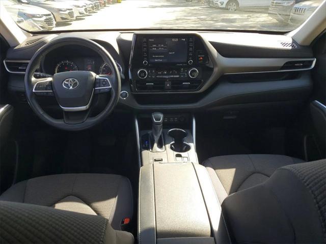 used 2022 Toyota Highlander car, priced at $29,291