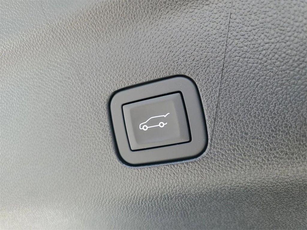 new 2025 Chevrolet Tahoe car, priced at $75,256