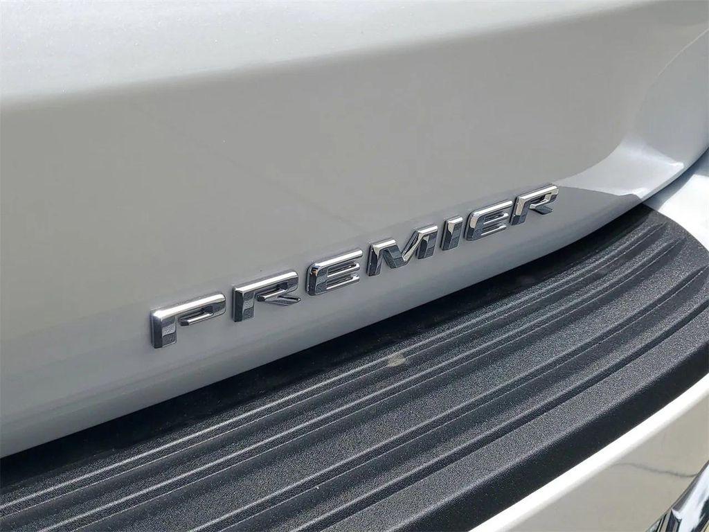 new 2025 Chevrolet Tahoe car, priced at $75,256