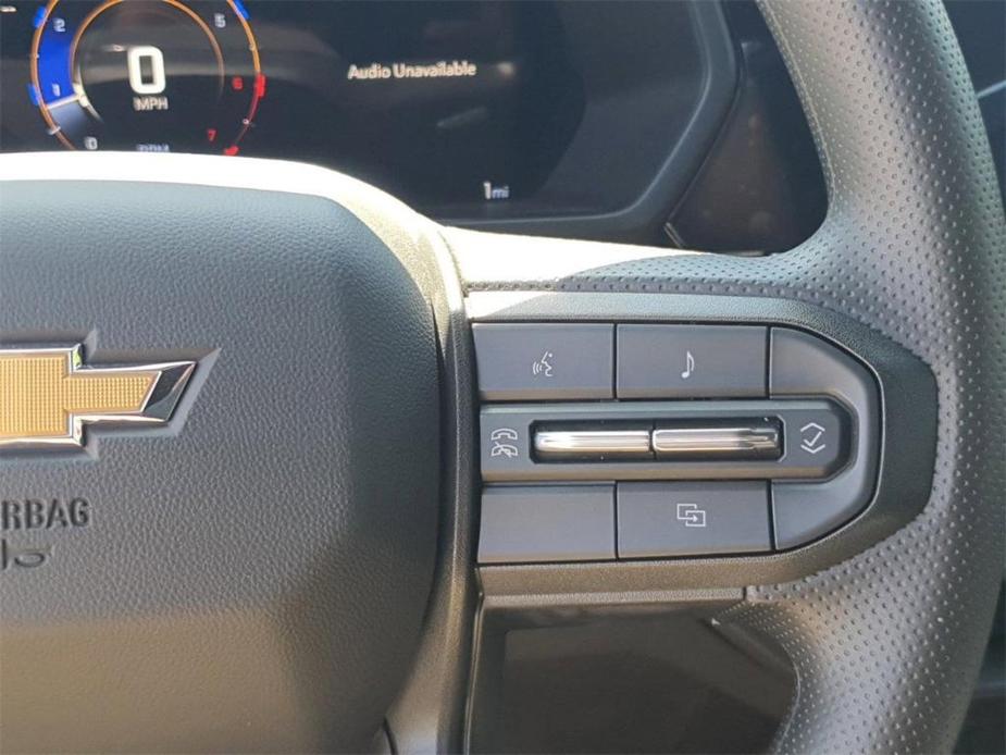 new 2024 Chevrolet Colorado car, priced at $32,005