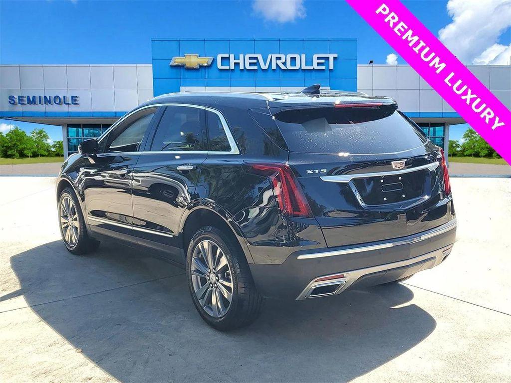 used 2025 Cadillac XT5 car, priced at $36,977
