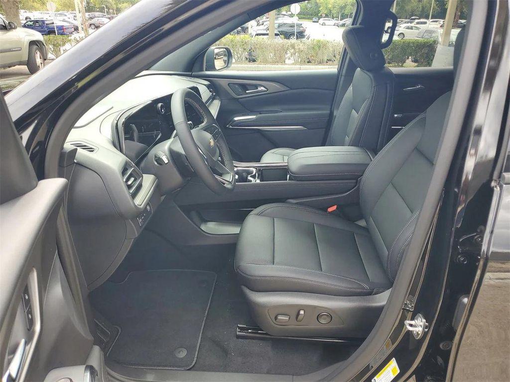 new 2026 Chevrolet Traverse car, priced at $47,765