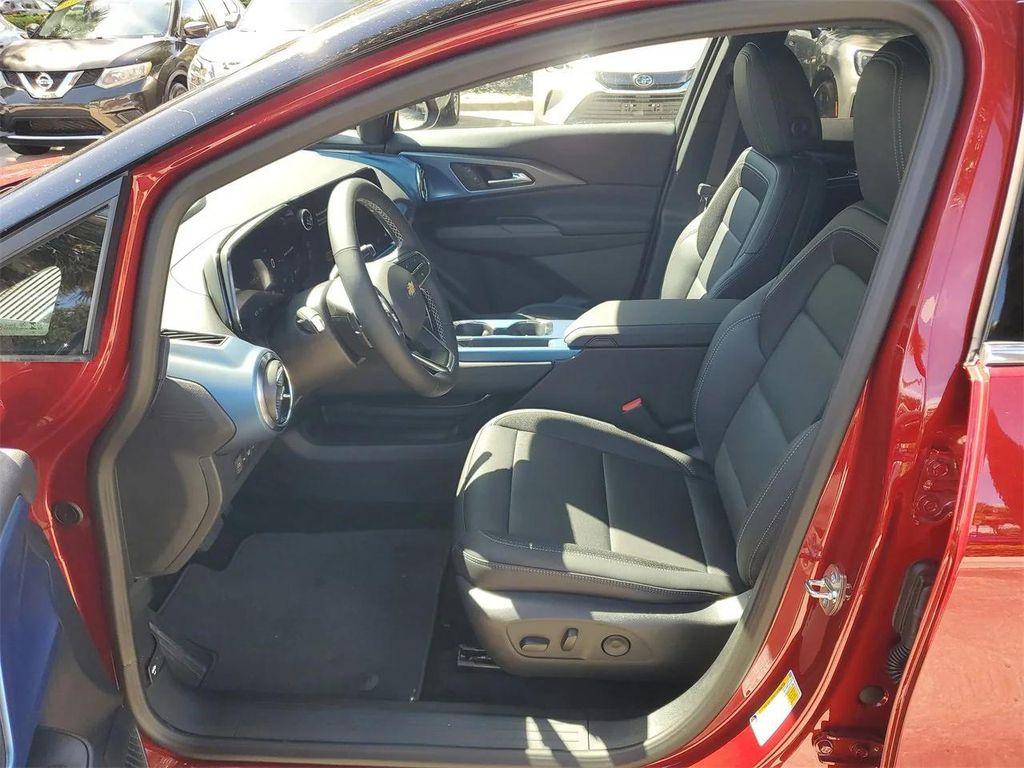 new 2025 Chevrolet Equinox EV car, priced at $41,580