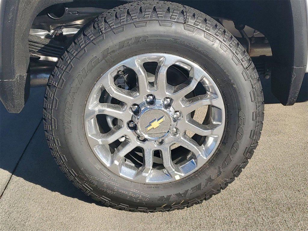 new 2025 Chevrolet Silverado 2500 car, priced at $68,999