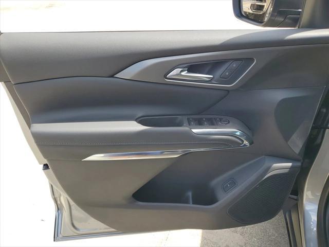 new 2025 Chevrolet Traverse car, priced at $43,595