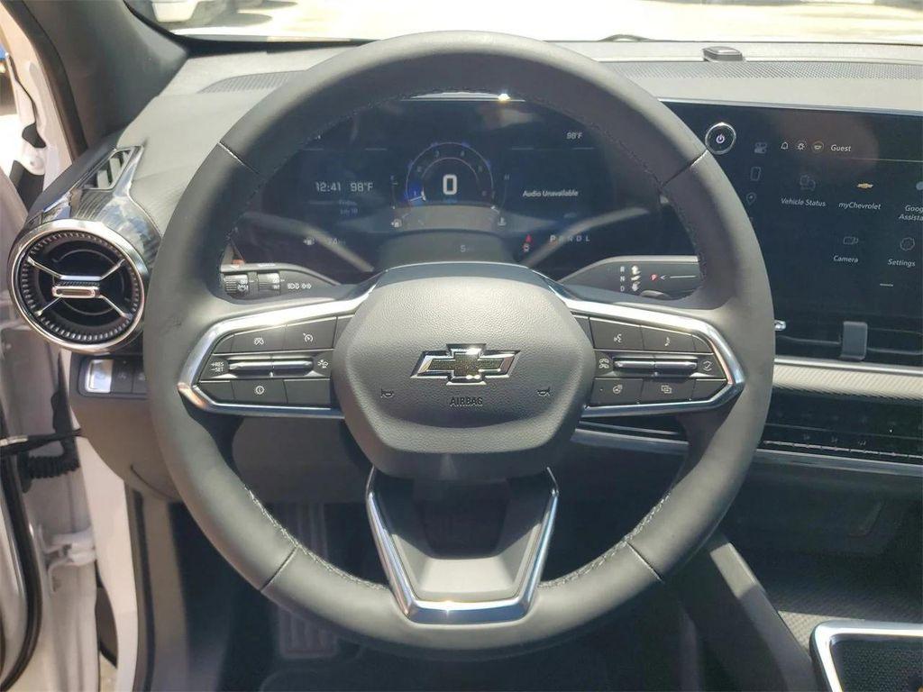 new 2026 Chevrolet Equinox car, priced at $29,585