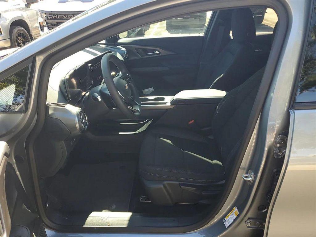 new 2026 Chevrolet Equinox EV car, priced at $34,535