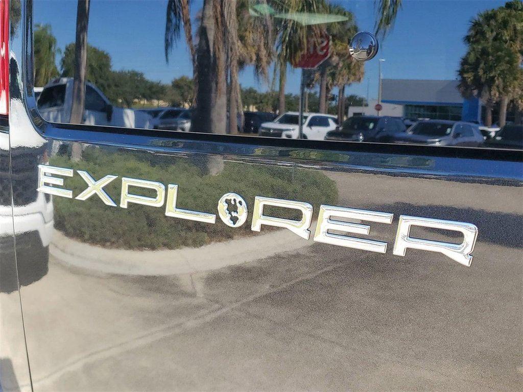 new 2025 Chevrolet Express 2500 car, priced at $896,910