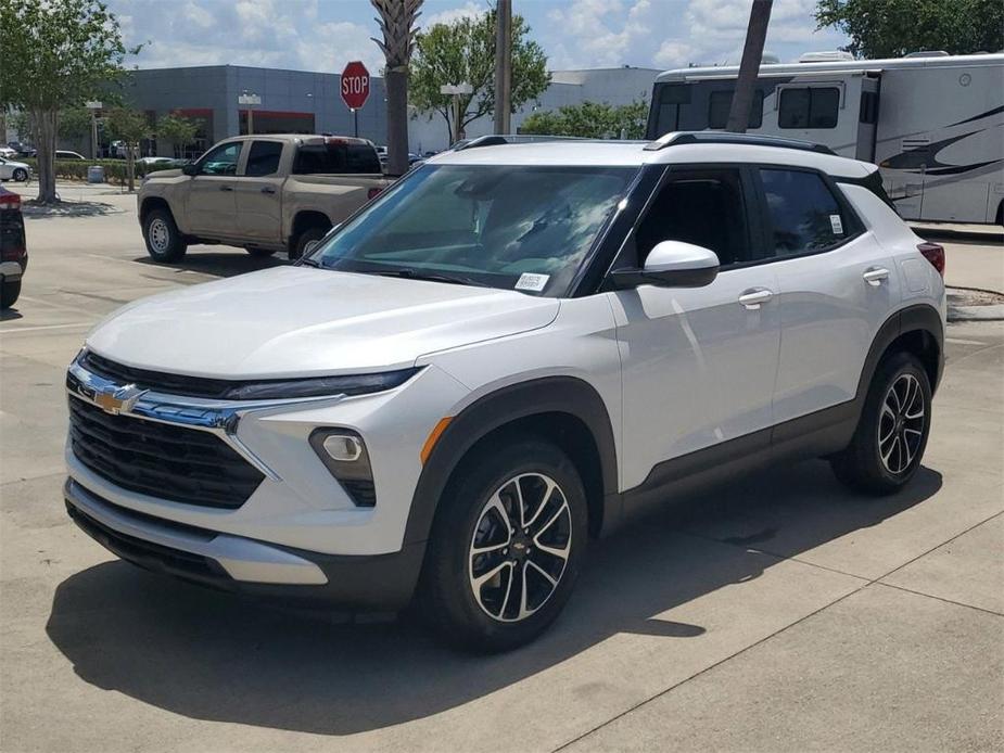 new 2024 Chevrolet TrailBlazer car, priced at $28,620