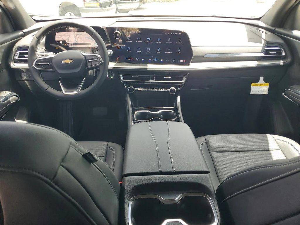 new 2026 Chevrolet Traverse car, priced at $48,670