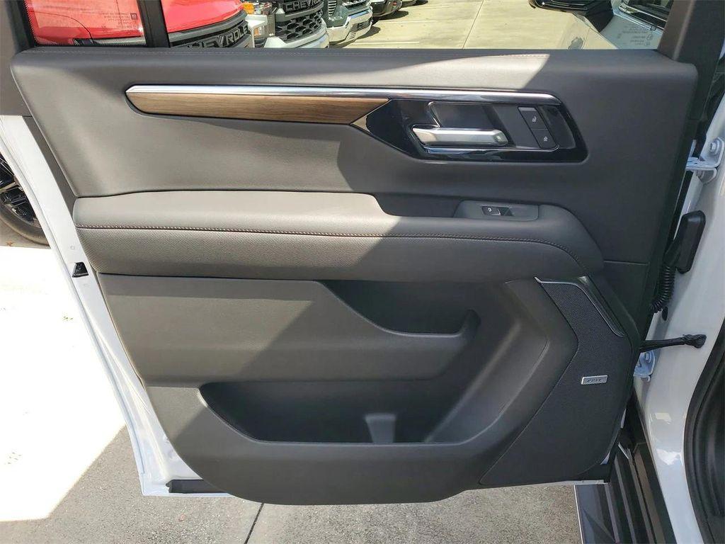 new 2026 Chevrolet Suburban car, priced at $88,955