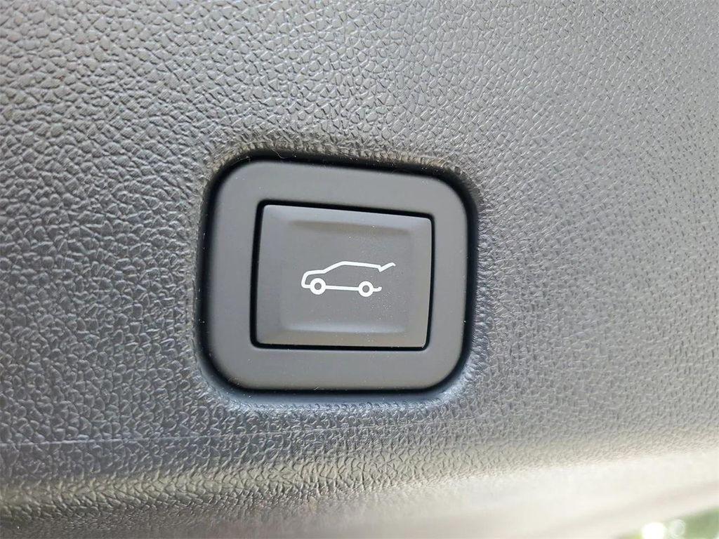 new 2026 Chevrolet Traverse car, priced at $46,460