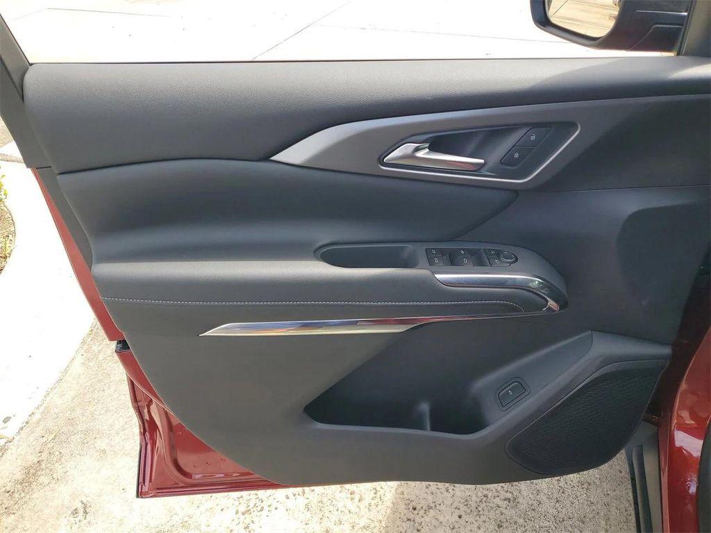 new 2026 Chevrolet Traverse car, priced at $46,460