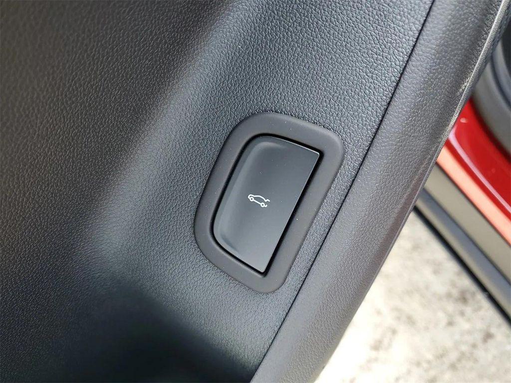 new 2026 Chevrolet Traverse car, priced at $46,460