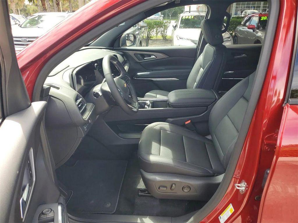 new 2026 Chevrolet Traverse car, priced at $46,460