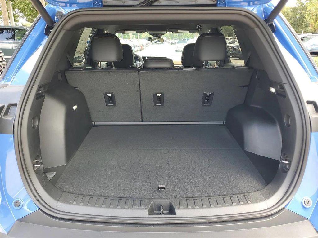 new 2026 Chevrolet Equinox car, priced at $31,345