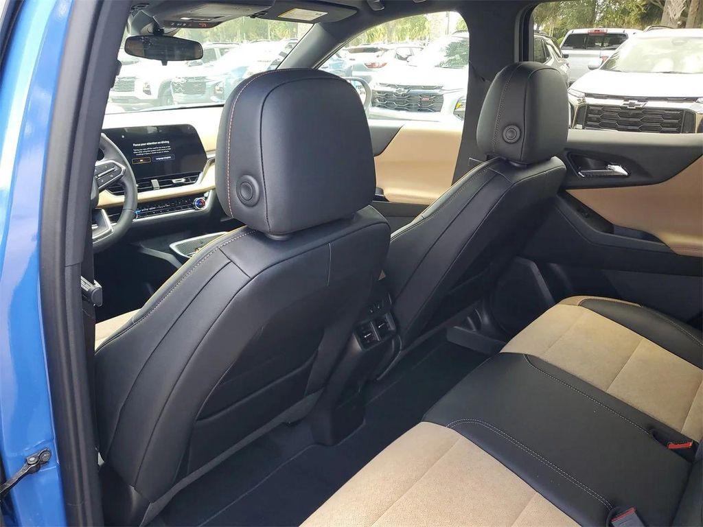 new 2026 Chevrolet Equinox car, priced at $31,345