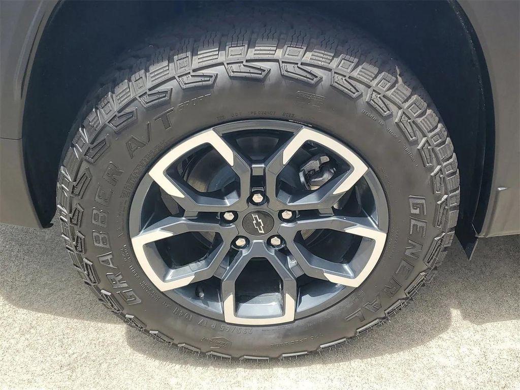 new 2026 Chevrolet Equinox car, priced at $31,345