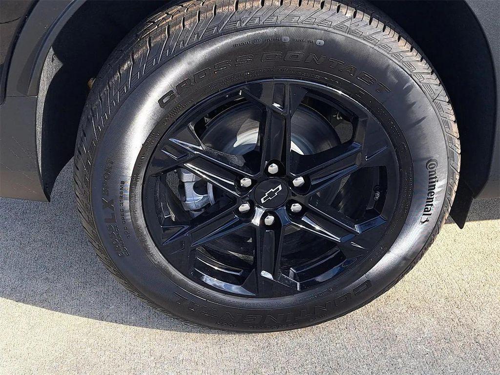 new 2026 Chevrolet Blazer car, priced at $33,165