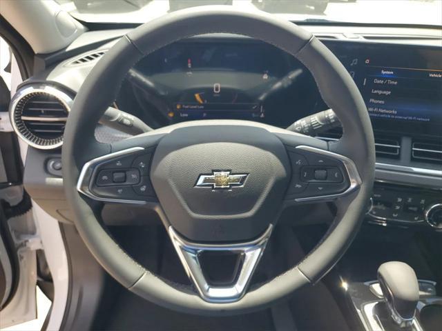 new 2025 Chevrolet Trax car, priced at $25,085