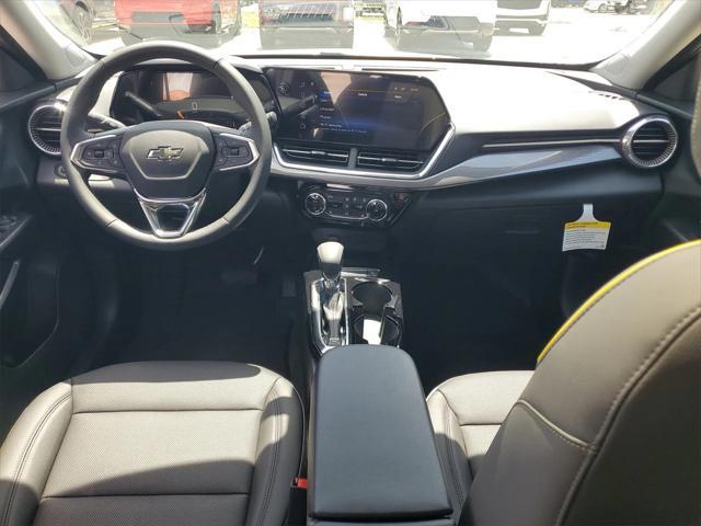 new 2025 Chevrolet Trax car, priced at $25,085